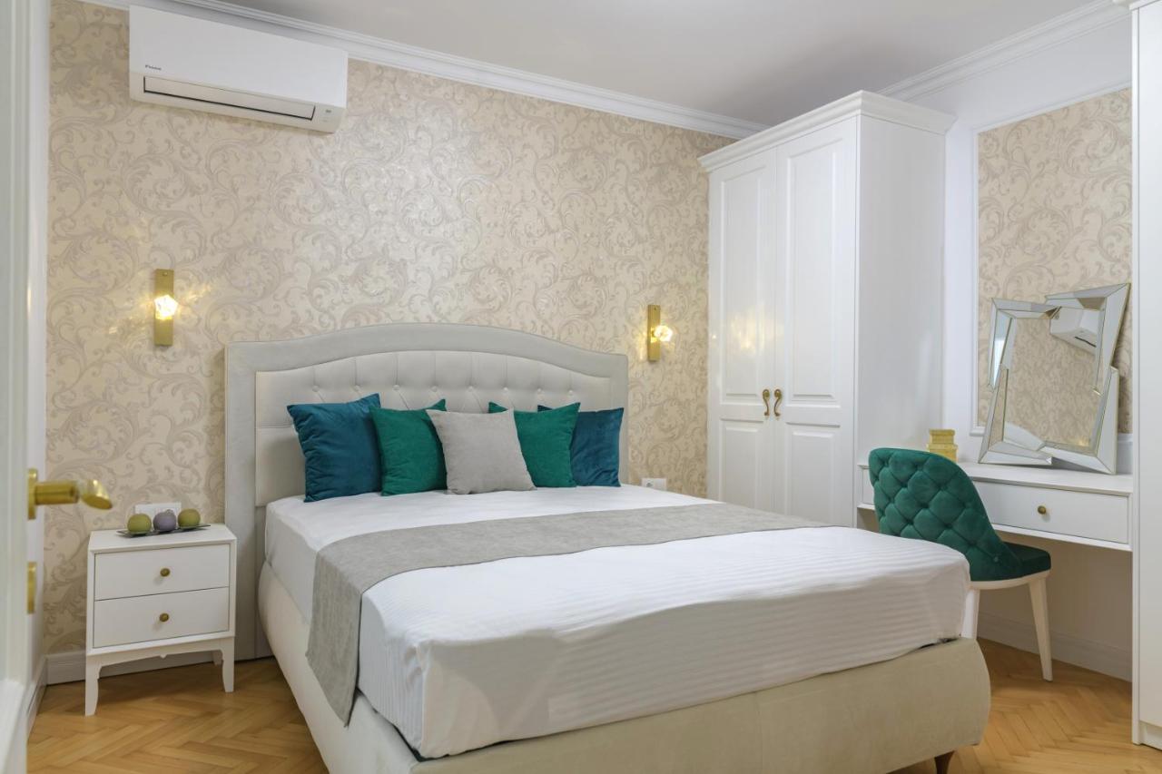 Лукс На Море Luxury Apartment In Downtown With Garage Варна Экстерьер фото